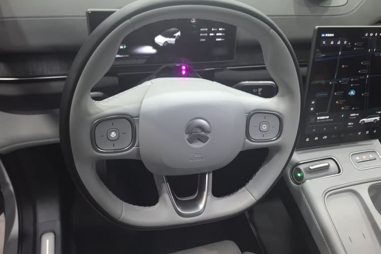 Used Nio ES6 2024 75 kWh
