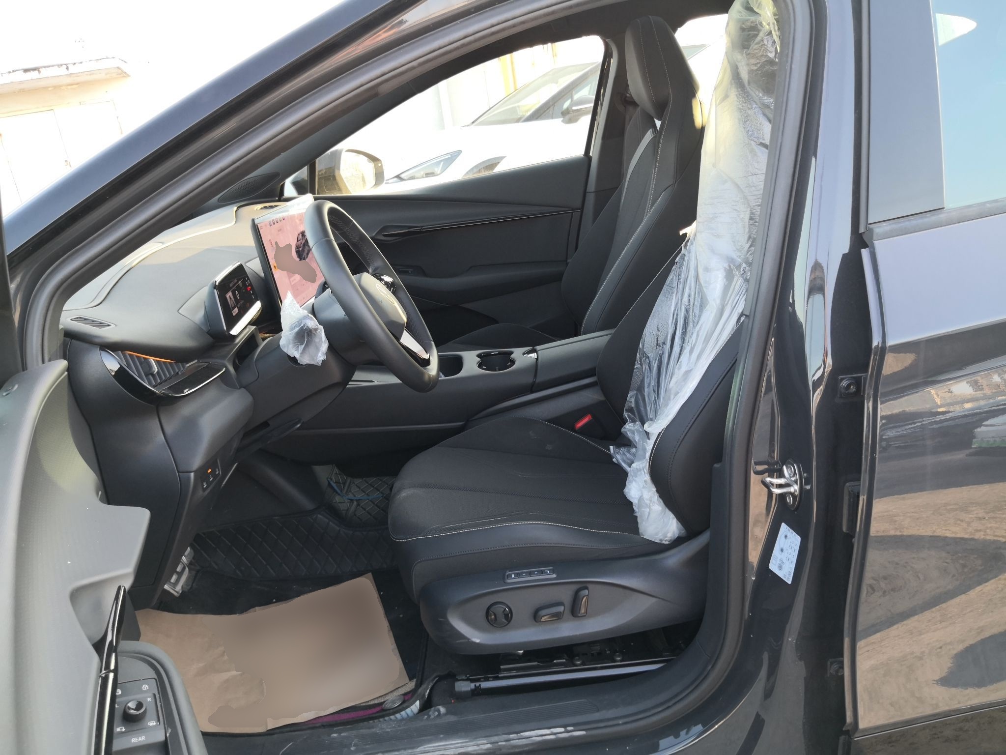 Переднее сиденье в автомобиле