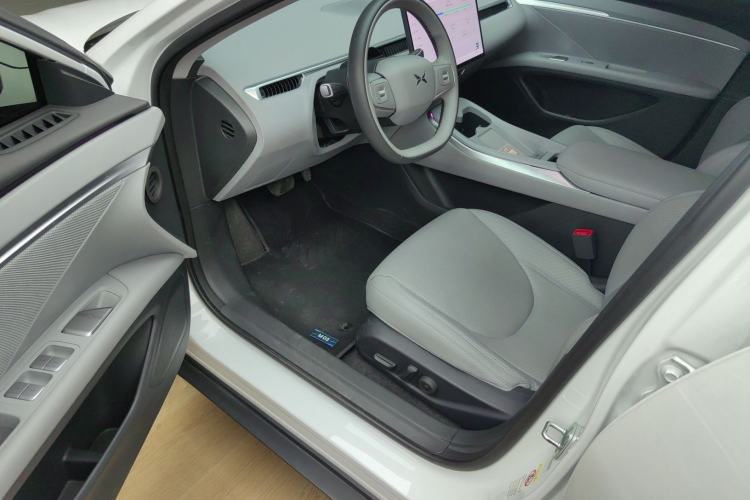 Used XPeng MONA M03 2025 600 with Ultra-Long Range Max Left Front Seat