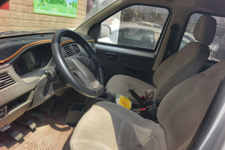 Used Wuling Rongguang S 2021 1.2L Base Model 7-Seater LSI
