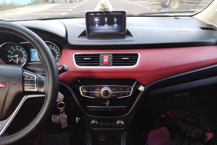 Used Haval H1 2015 1.5L AMT Luxury Model