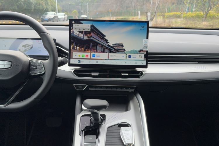 Used Geely Auto Preface 2025 Dongfang Yao 1.5TD Kunlun Edition
