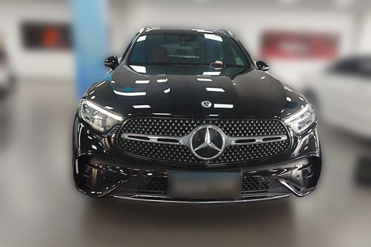 Used Mercedes-Benz GLC 2023 GLC 300 L 4MATIC Dynamic 7-Seater Front