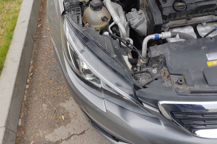 Used Peugeot 308 2016 1.6L Automatic Luxury Edition
