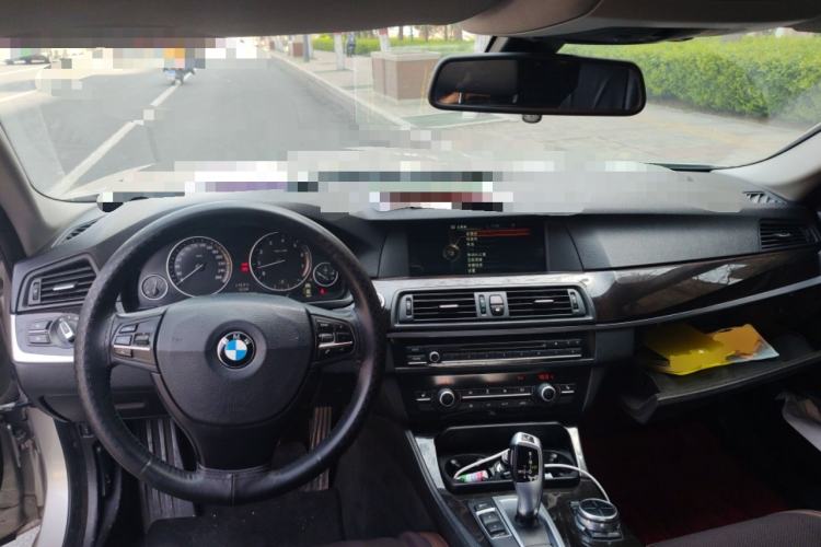 Used BMW 5 Series 2013 525Li Luxury Model