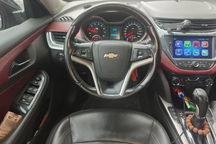 Used Chevrolet Malibu 2017 1.5T Automatic Luxury Edition Steering Wheel
