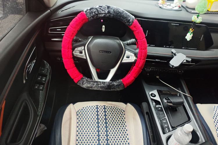 Used Oshan X7 PLUS 2022 1.5T Blue Whale Edition Automatic Geeker Navigation Model