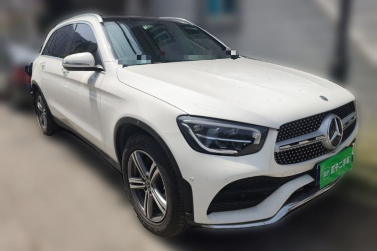 Used Mercedes-Benz GLC 2020 GLC 260 L 4MATIC Luxury Model Front Right 45 Deg