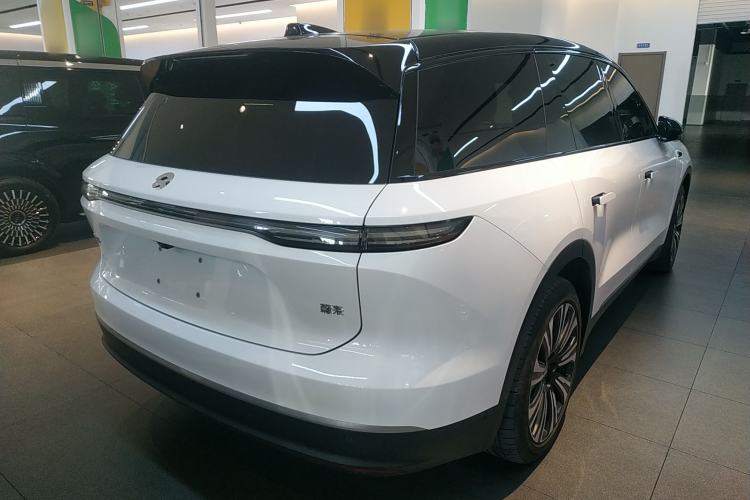 Used Nio ES8 2024 75 kWh Rear Right 45 Deg