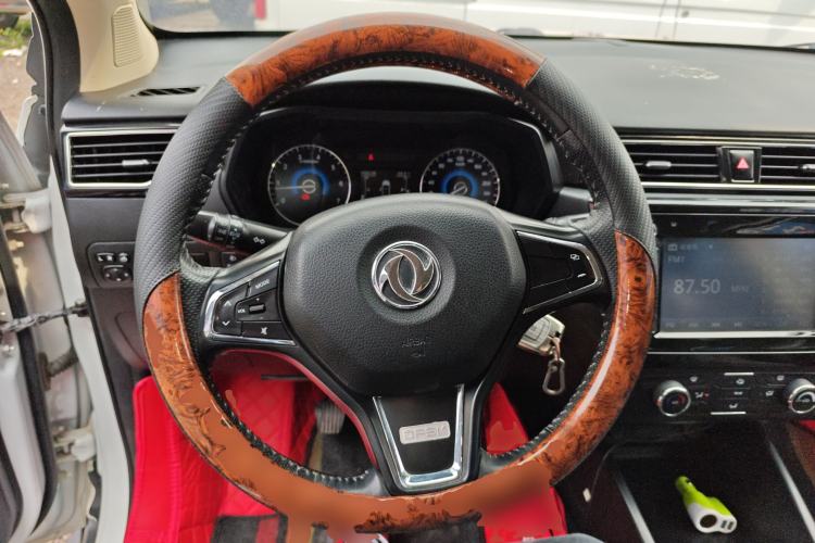 Used Dongfeng Fengon 580 2016 1.8L Manual Comfort Model