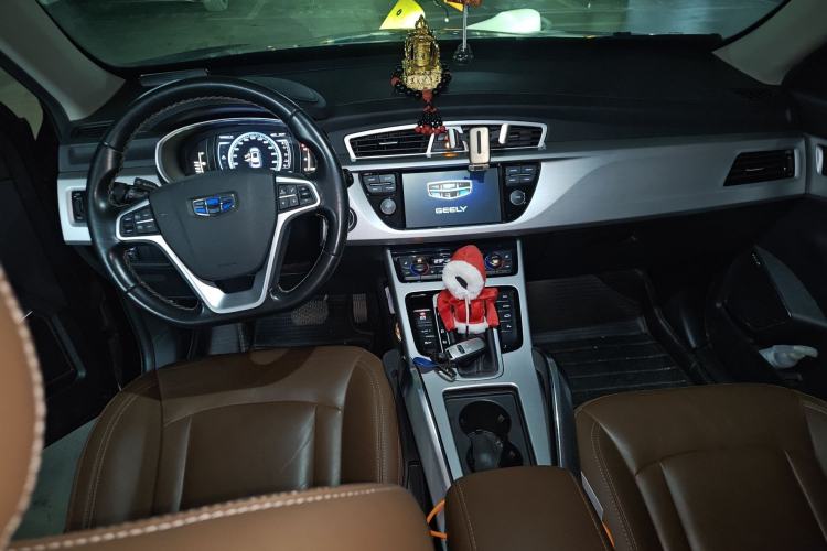 Used Geely Auto Emgrand X7 Sport 2016 1.8TD Automatic ZhiZun Version
