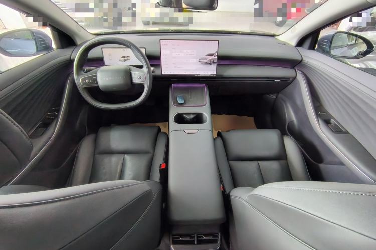 Used Nissan N6 2026 Model 180 Max Center Console