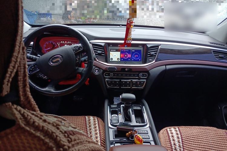 Used GAC Trumpchi GS8 2017 320T Two-Wheel Drive Luxury Smart Connectivity Version (7 Seats)
