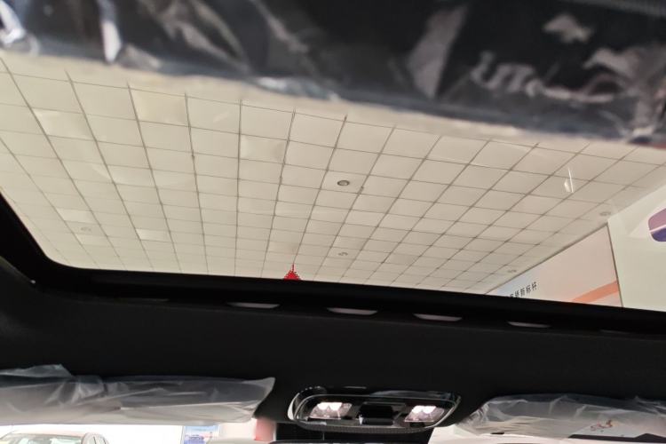 Used Geely Auto Emgrand X7 Sport 2026 Model 1.5TD Aspirational Headliner