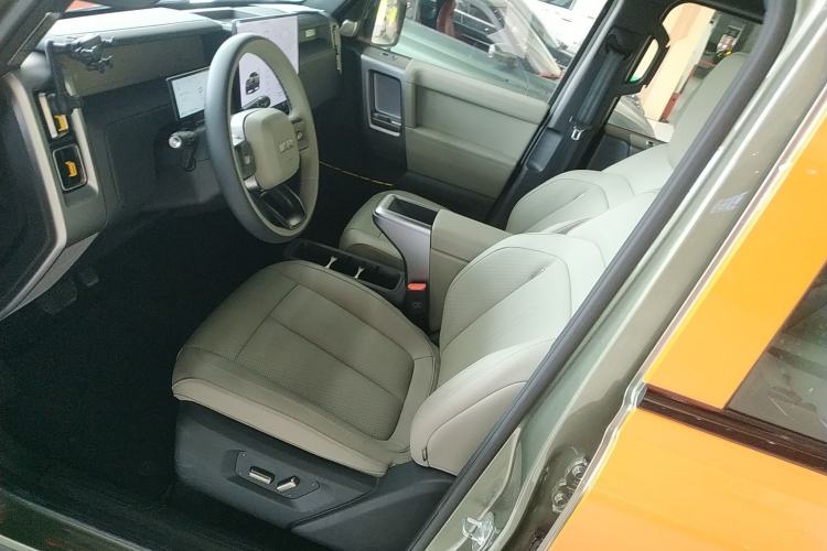 Used iCAR V23 2025 501 Four-Wheel Drive Intelligent Driving Version Left Front Seat