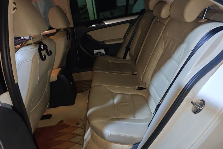 Used Volkswagen Sagitar 2012 1.4TSI Automatic Luxury Edition
