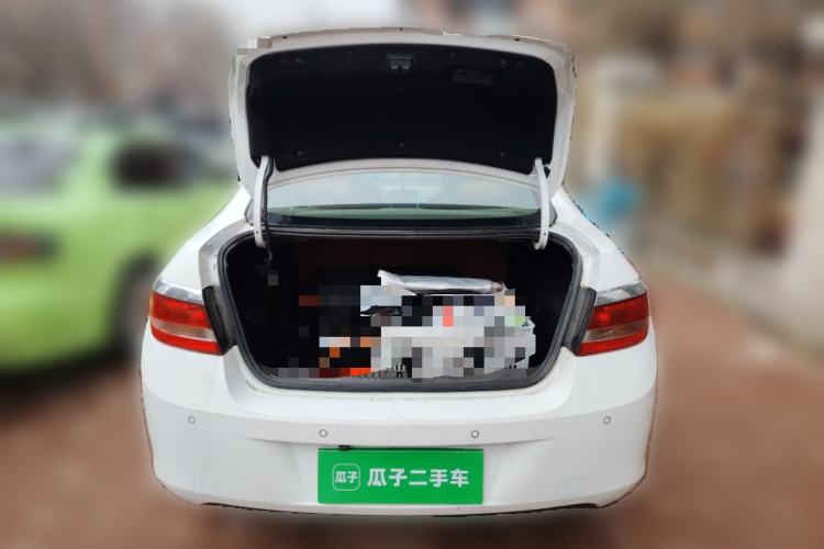 Used Buick GT 2013 GT 1.6L Manual Entry-Level Model Trunk