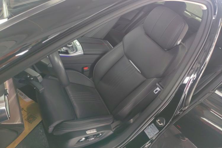 Used Hongqi H9 2020 2.0T Smart Connect Flagship Edition
