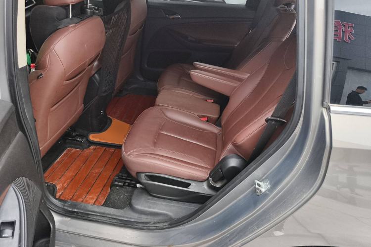 Used Buick GL6 2018 18T 6-Seater Luxury Model
