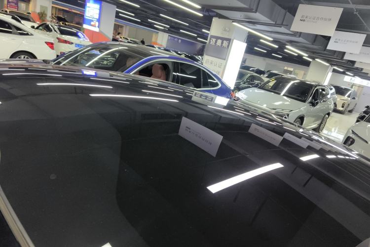 Used Nio EC6 2025 75 kWh Roof