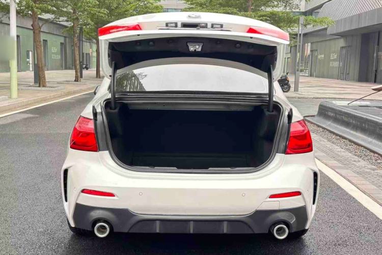 Used BMW 1 Series 2020 120i M Sport Package Exterior 5