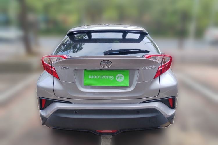 Used Toyota IZOA 2018 2.0L Yichi Version China VI Standard