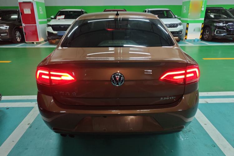 Used Volkswagen Lamando 2017 230TSI DSG Fashion Edition Rear