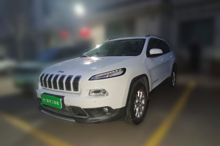 Used Jeep Cherokee 2016 2.4L Professional Smart Version