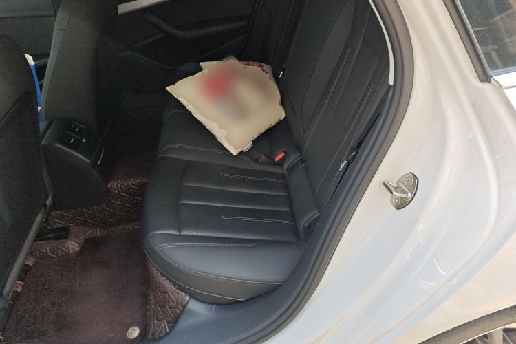 Used Audi A4L 2020 40 TFSI Fashionable and Elegant Model