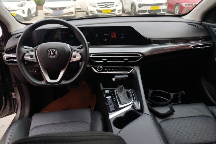 Used Changan Eado 2020 PLUS Blue Whale NE 1.4T GDI DCT Prestige Model
