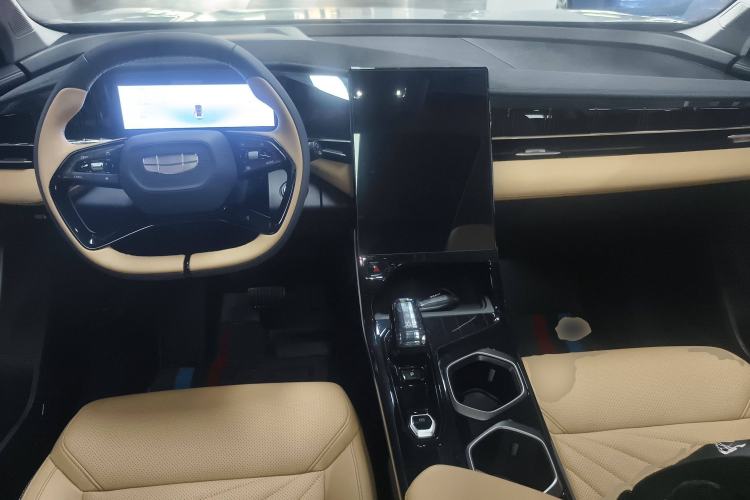 Used Geely Auto FX11 2023 1.5TD DCT Prestige Edition