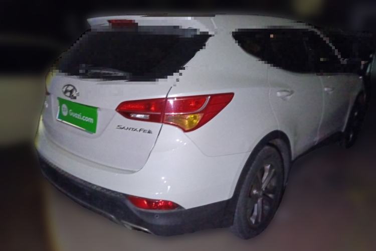 Used Hyundai Santa Fe 2013 2.4L Manual Two-Wheel Drive Comfort Version Rear Right 45 Deg