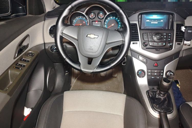 Used Chevrolet Cruze 2013 1.6L SE MT