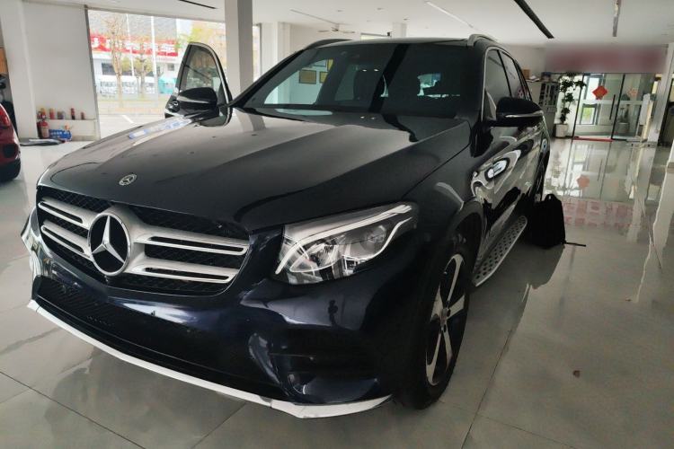 Used Mercedes-Benz GLC 2017 GLC 260 4MATIC Luxury Model