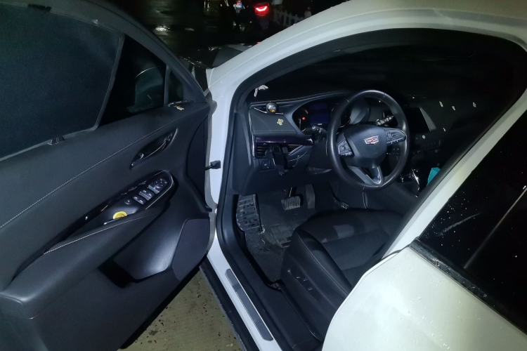 Used Cadillac XT4 2020 28T Two-Wheel Drive Tech Version Driver Seat