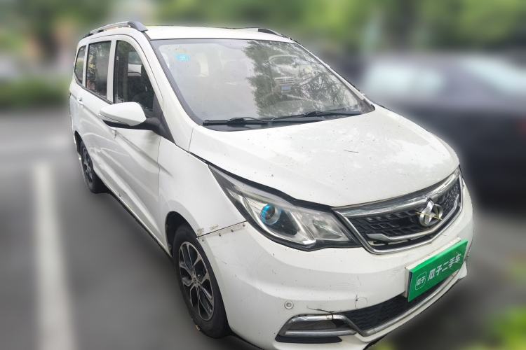Used CHANGAN KAICHENG Oushang A600 2016 1.5L Manual Elite 7-Seater Front Right 45 Deg