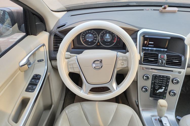 Used Volvo XC60 2012 T6 AWD Comfort Edition