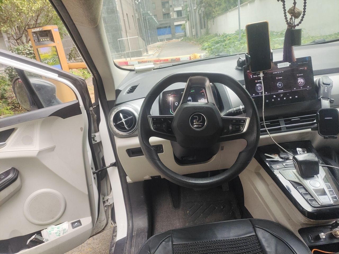 BYD Yuan Pro 2021 401 km Luxury Version — снимка 10