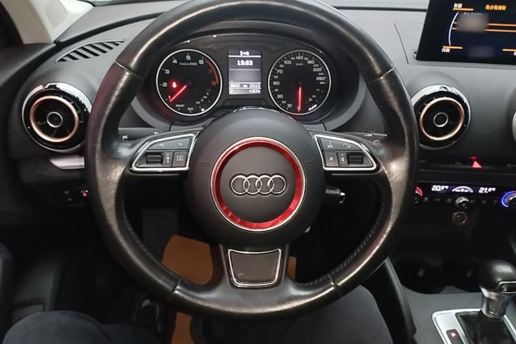 Used Audi A3 2016 Limousine 35 TFSI Style Edition Steering Wheel