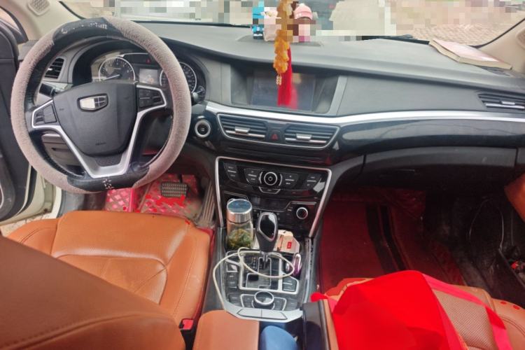 Used Geely Auto Emgrand GT 2016 1.8T Zunya Model Center Console