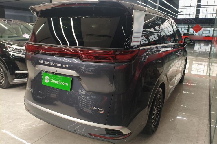 Used Denza D9 2025 DM-i Intelligent Drive 1020 Four-Wheel Drive Flagship Model