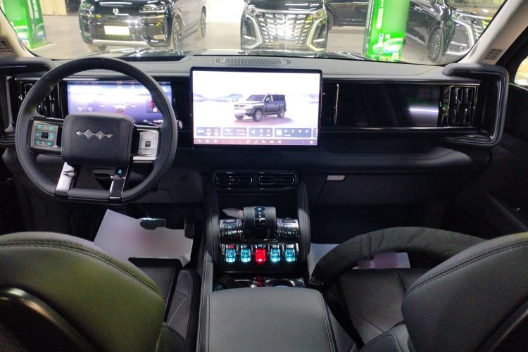 Used Formula Leopard 5 2023 Navigator Edition