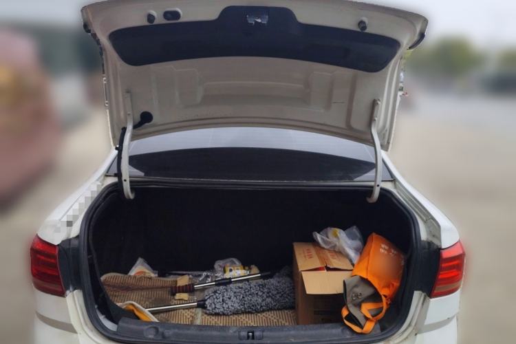 Used Volkswagen Lavida 2017 1.6L Automatic Fashion Edition
