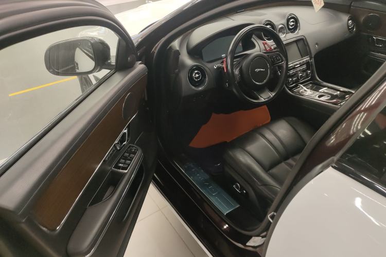 Used Jaguar XJ 2016 XJL 2.0T Two-Wheel-Drive Elegant Business Edition