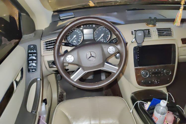 Used Mercedes-Benz R-Class 2011 R 350 L 4MATIC
