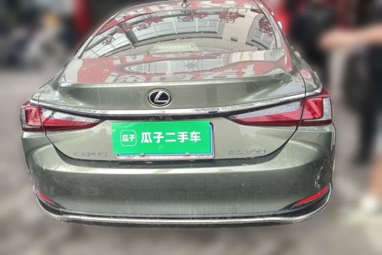 Used Lexus ES 2020 200 Excellence Edition Rear