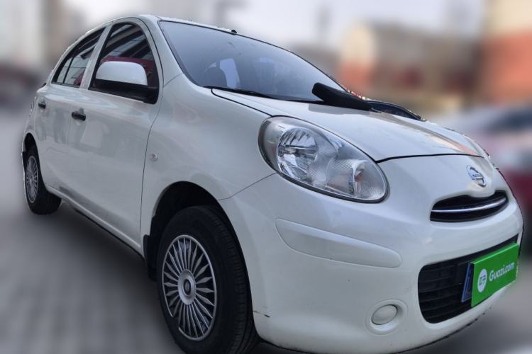 Used Nissan March 2015 1.5L Automatic E-Xuan Edition Front Right 45 Deg