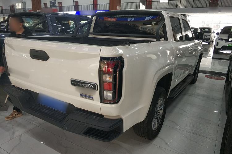 Used JMC DaDao 2023 All-Purpose Model 2.3T Diesel Automatic Two-Wheel Drive Standard Wheelbase Comfort Edition