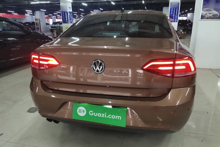 Used Volkswagen Lamando 2017 230TSI DSG Fashion Edition
