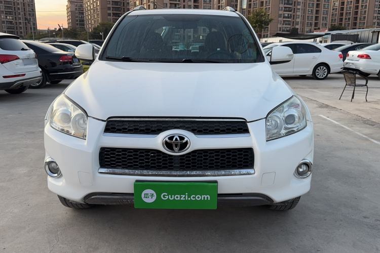 Used Toyota RAV4 2012 Luxurious Edition 2.0L Automatic All-Wheel Drive